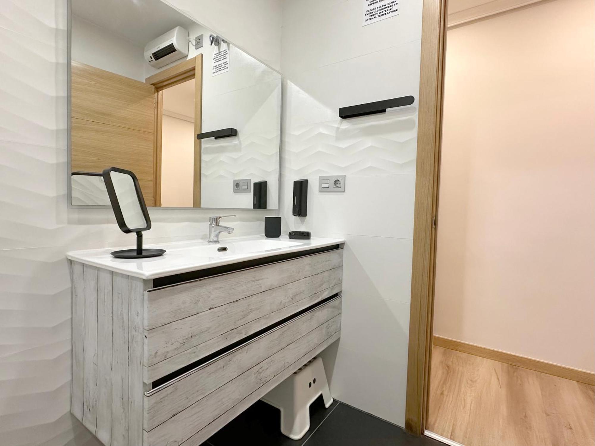 Encantador Apartamento Junto Al Ayuntamiento Μπιλμπάο Εξωτερικό φωτογραφία